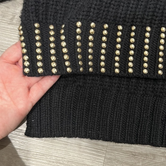 Michael Kors black chunky knit ribbed gold stud pullover sweater large - Picture 2 of 7